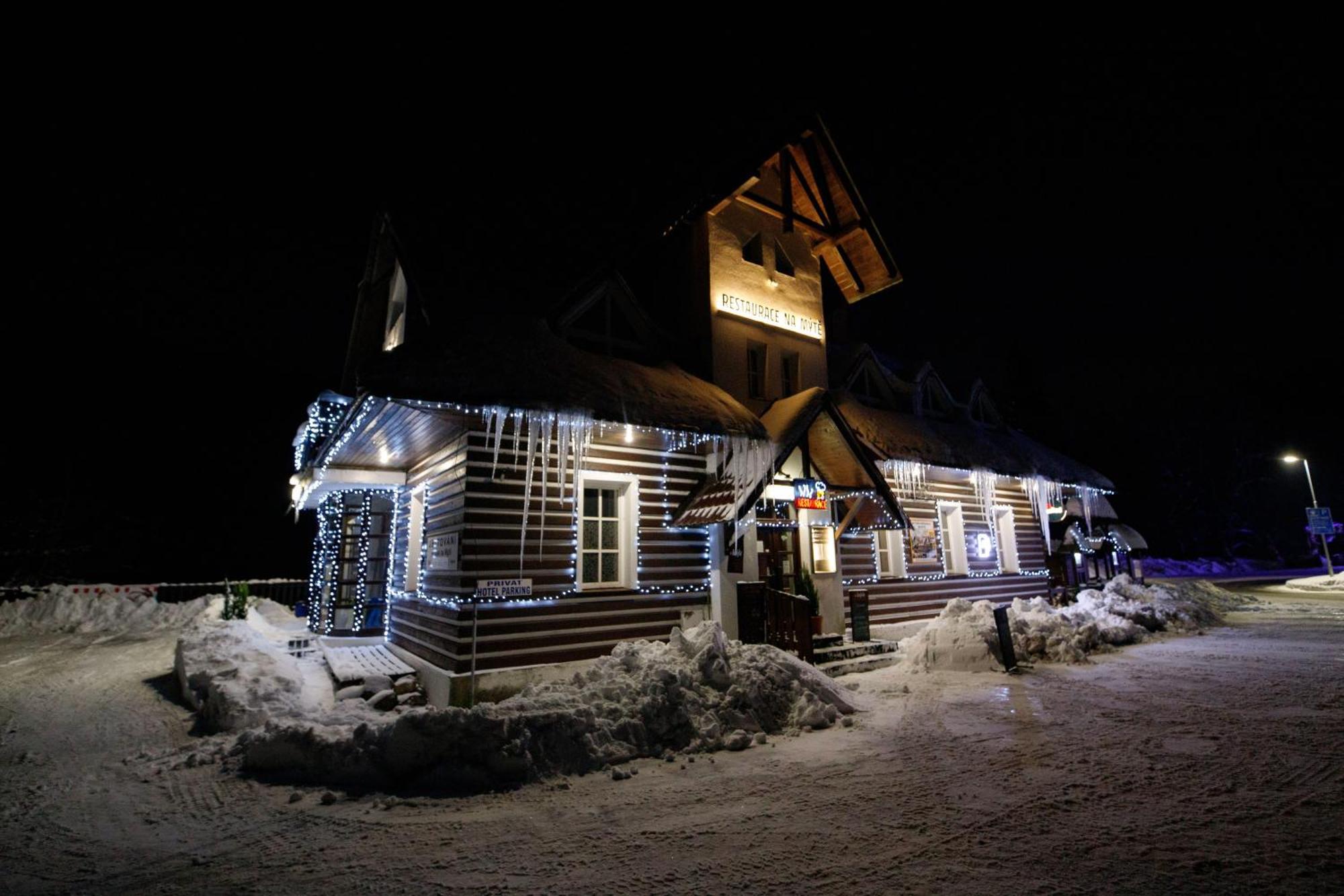 Hotylek Na Myte Hotel Harrachov Exterior foto